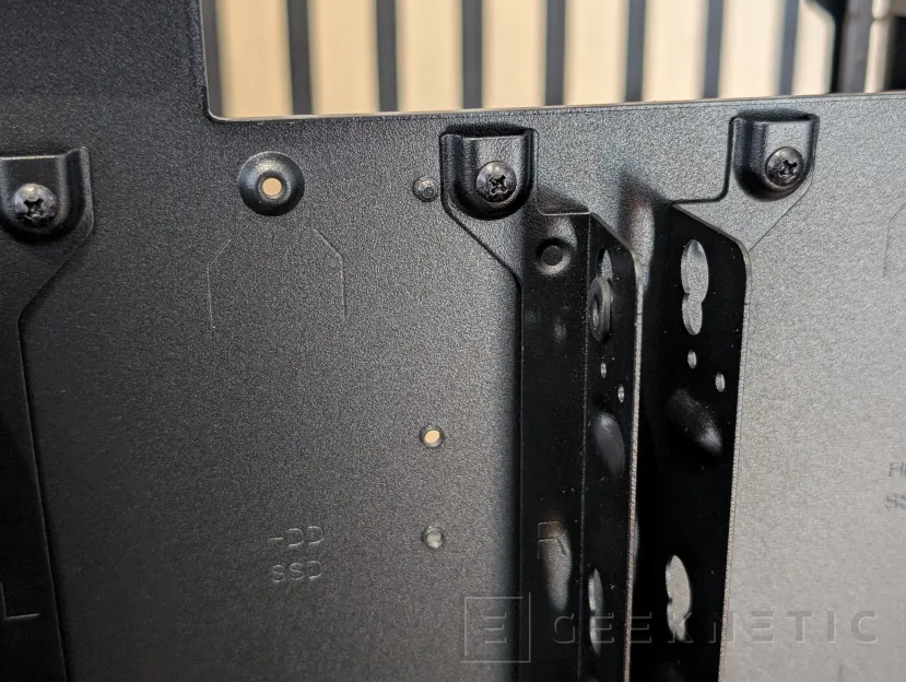 Geeknetic Fractal Design Meshify 3 Ambience Pro RGB Review 19